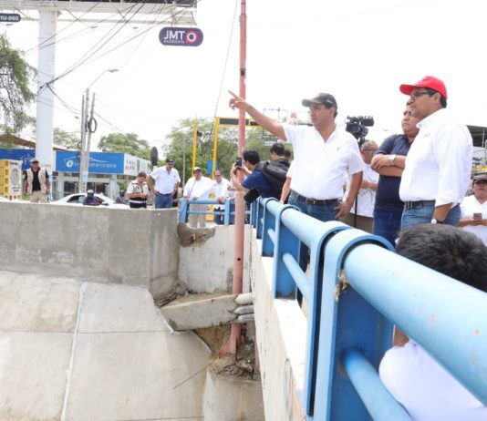 Gobernador regional pide a la ANA descolmatar parte urbana del río Piura.
