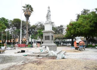 Denuncian a exalcalde Juan José Díaz por obra de la Plaza de Armas