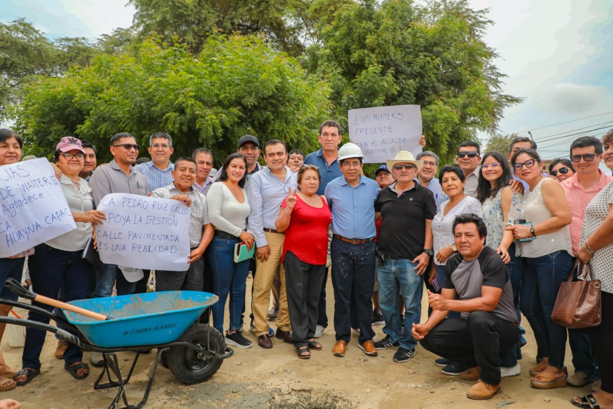 Colocan primera piedra en obra de pistas y veredas de A.H. Chiclayito