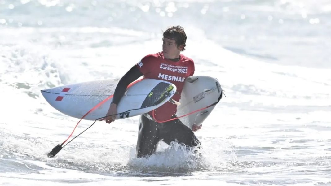 Lucca Mesinas conquista el oro en surf shortboard masculino en Santiago 2023