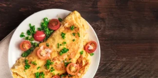 En esta ocasión te traemos una deliciosa y fácil receta de omelette para que puedas celebrar el Día Mundial del Huevo. ¡A cocinar!