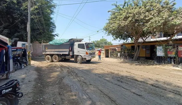 Pobladores de La Mariposa y Los Ejidos son afectados por trabajos de descolmatación del río Piura