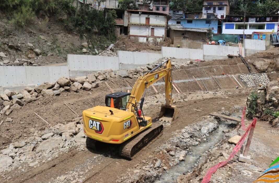 Canchaque: Construcción de muro de contención y reparación de talud avanza en un 30%