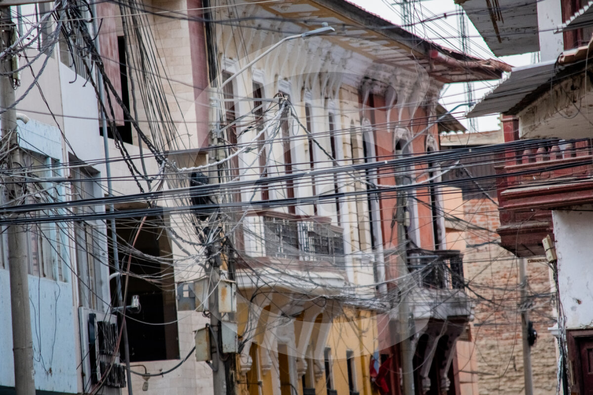 Se retirarán cables aéreos en desuso: ¿hasta cuándo tienen plazo para acatar la normativa?