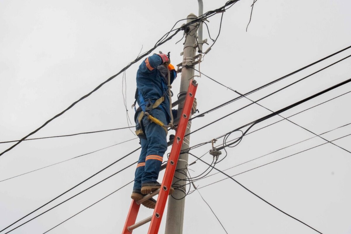 Falla en línea L6664 de propiedad de Electroperú origina interrupción del servicio en Máncora, El Alto, Los Órganos y Cancas