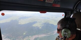 Ministro del Interior sobrevoló zona fronteriza de Piura con Ecuador