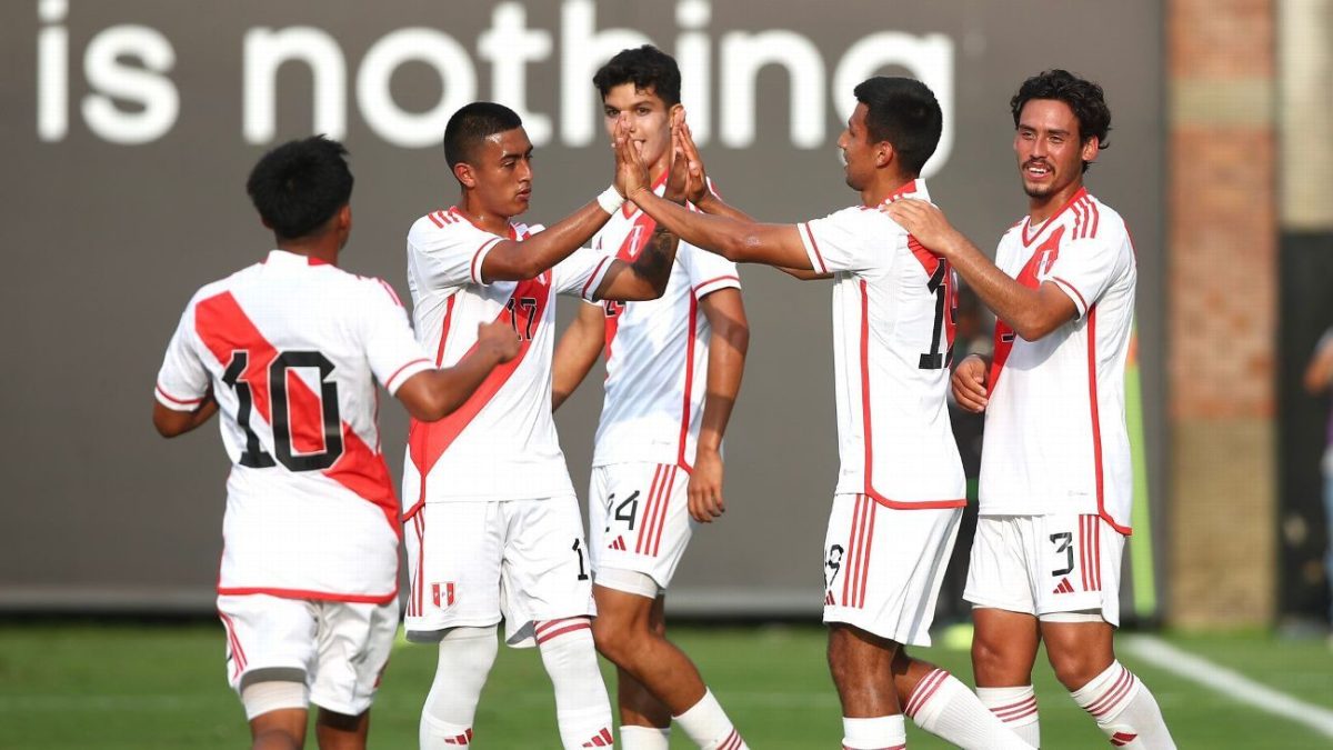 Perú ganó 1 a 0 a Chile en su debut en el Preolímpico sub 23 .