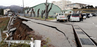 Terremoto de 7.6° en Japón: Seis personas se encuentran bajos los escombros