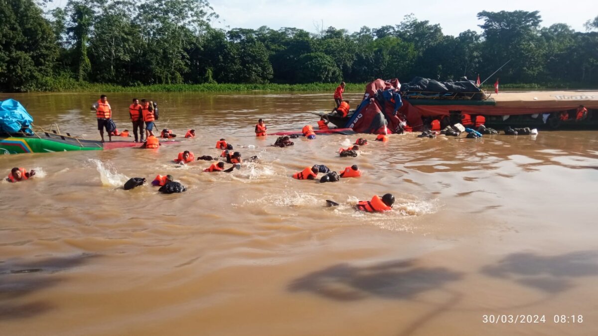 Choque entre embarcaciones en Pucallpa deja varios heridos y un desaparecido