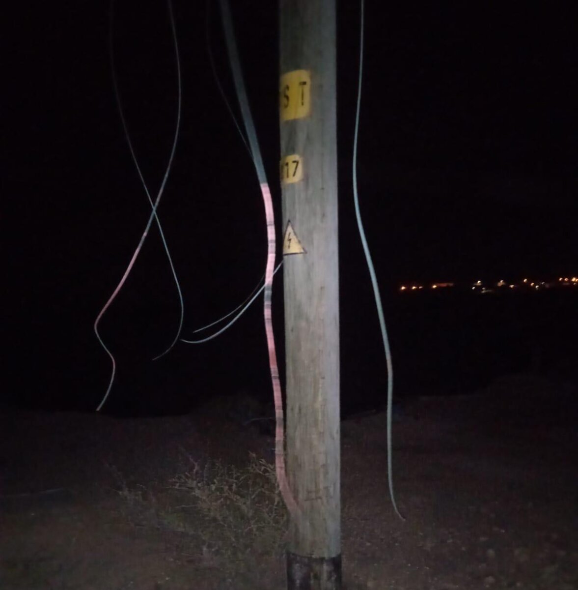 Comunidad de Cabo Blanco afectada por hurto de cable eléctrico