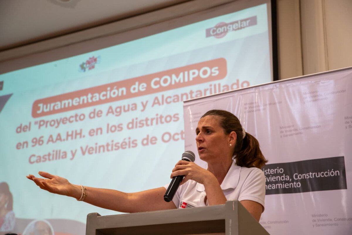 La ministra de Vivienda, Hania Pérez de Cuéllar, anuncia investigación contra exmiembros del comité de selección del proyecto de agua potable y alcantarillado en Piura.
