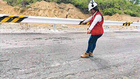 Sullana detectan que pista nueva de más de medio millón de soles ya se está malogrando