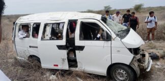Tragedia en Paita: choque entre miniván y camión deja tres personas muertas. Foto: PNP.