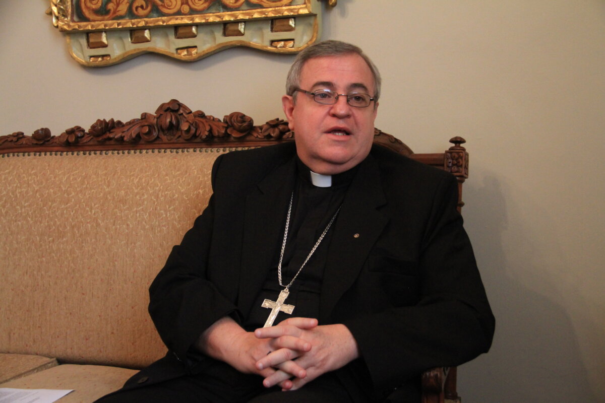 Papa Francisco acepta renuncia de monseñor Eguren Anselmi, arbispo de Piura.