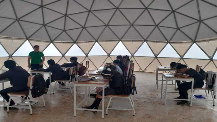 Huancabamba: Instalan aulas domo en colegio afectado por fuertes lluvias en Huarmaca 