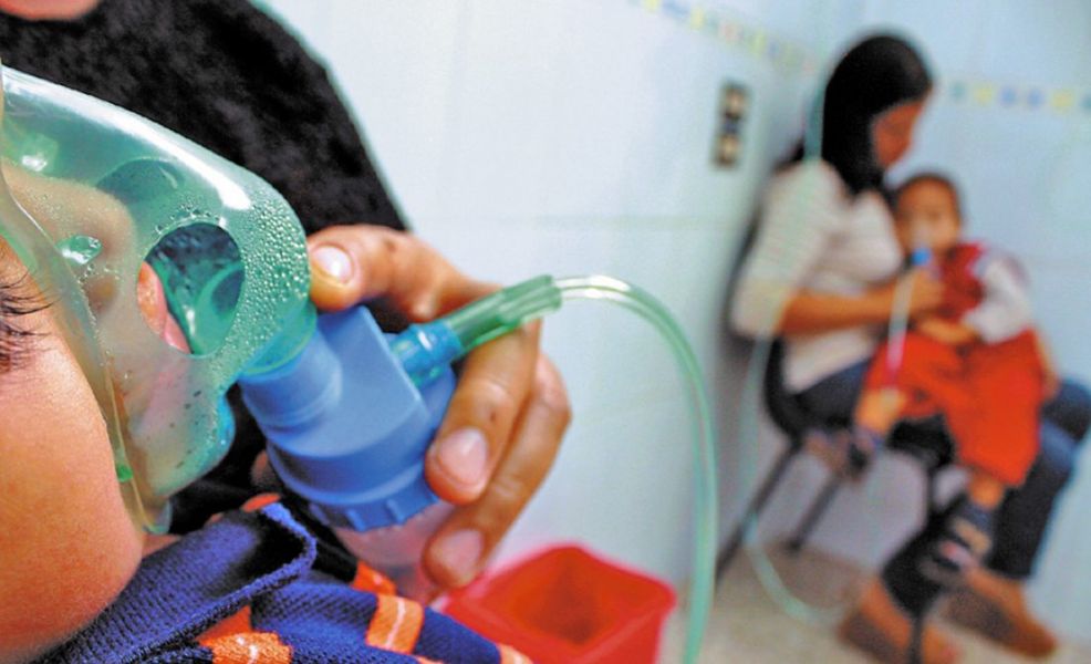 Debido al brusco descenso de las temperaturas, las Infecciones Respiratorias Agudas aumentan en la región Piura, sobre todo, en niños. 