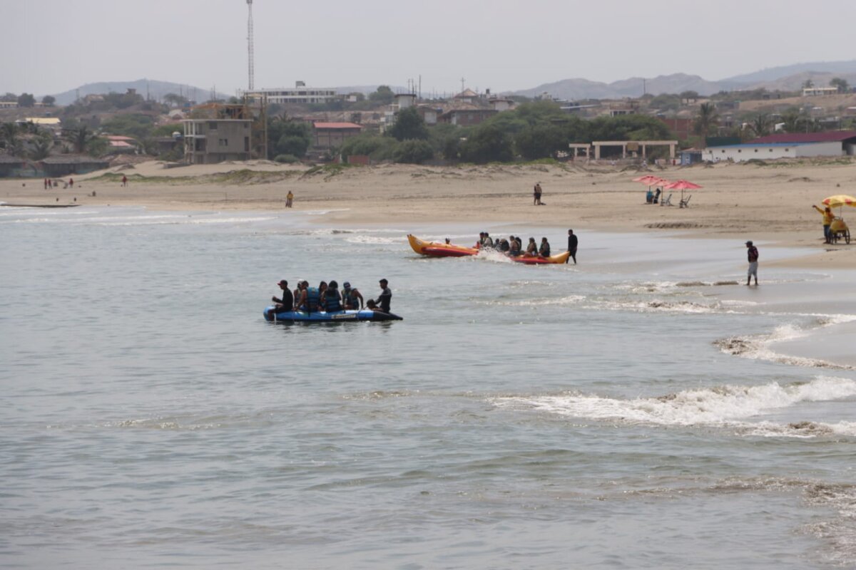 Piura: exhortan a visitantes a no abordar botes ni motos acuáticas informales en playas