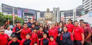 Paolo Guerrero: “Los jóvenes deben tener disciplina, sacrificio y coraje”.