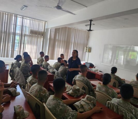 18 alumnos del colegio militar Pedro Ruiz Gallo participan en proyecto de periodismo. Foto: PRG.
