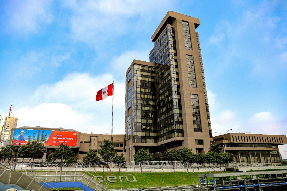 Personal de Petroperú abandonará edificio principal de Lima y se mudarán a Talara Personal de Petroperú abandonará edificio principal de Lima y se mudarán a Talara