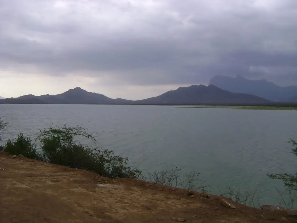 Lambayeque: dos jóvenes de Huarmaca fallecen ahogados en el reservorio de Tinajones Lambayeque: dos jóvenes naturales de Huarmaca fallecen ahogados en el reservorio de Tinajones