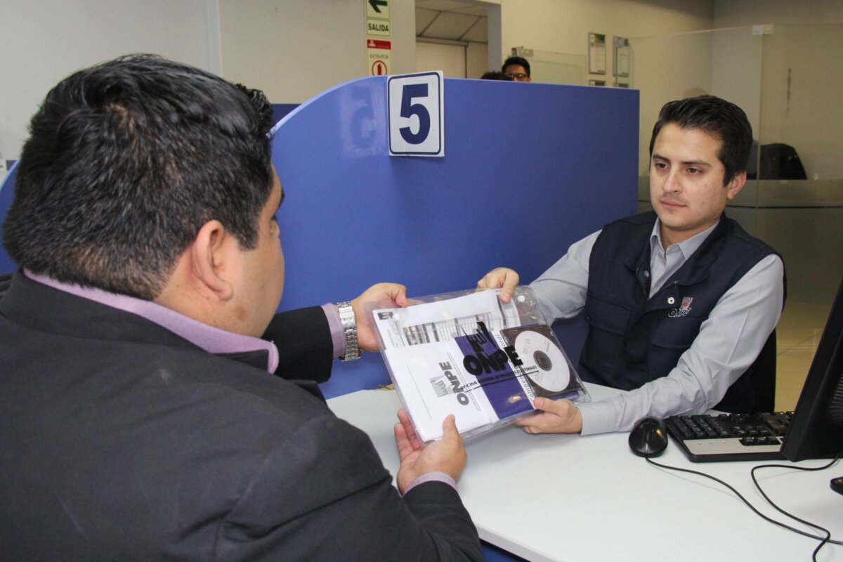 ONPE aprueba kit electoral de revocatoria contra 15 alcaldes en la región Pura ONPE aprueba kit electoral de revocatoria contra 15 alcalde de la región Pura