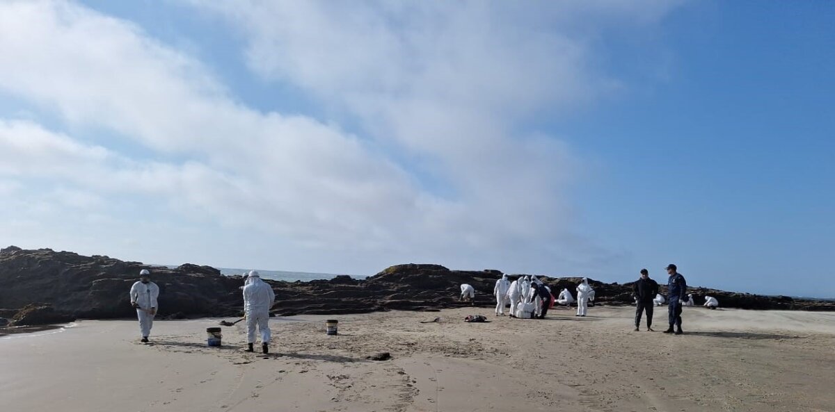 Derrame de petróleo en Cabo Blanco: OEFA y Petroperú iniciaron acciones de monitoreo y control Derrame de petróleo en Cabo Blanco OEFA y Petroperú iniciaron acciones de monitoreo y control