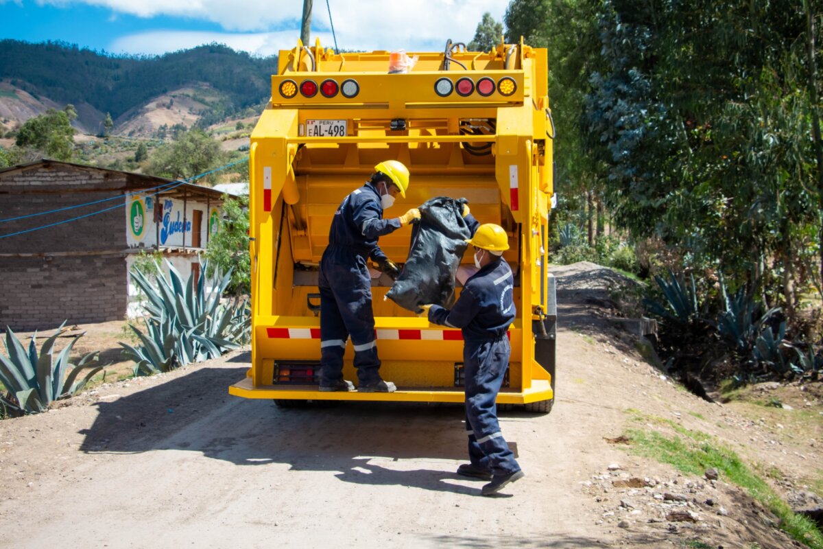 Sondorillo mejoran recolección de residuos sólidos con moderno camión compactador