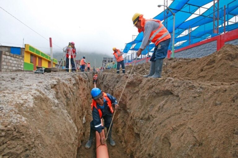 Suman más asentamientos humanos en mega proyecto de agua y alcantarillado para Piura y Castilla