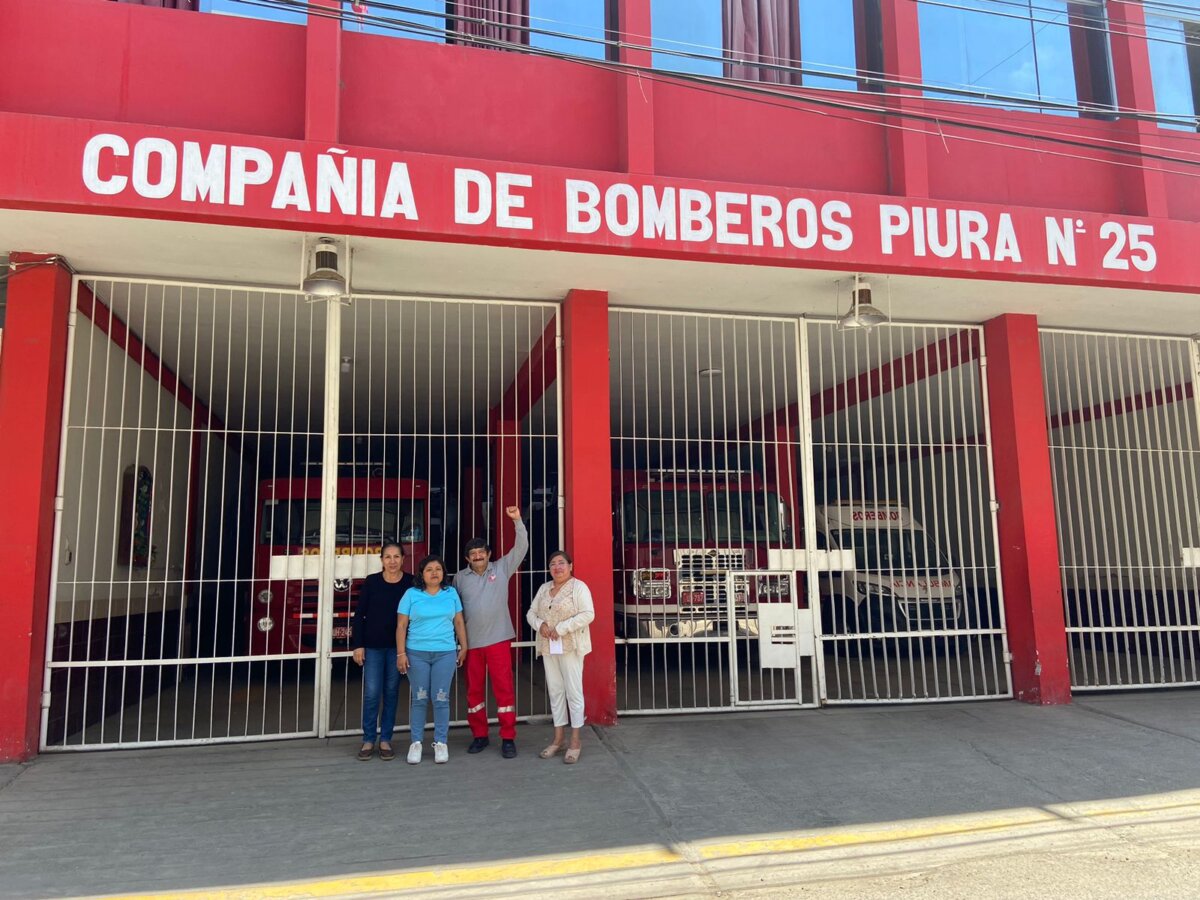 Trabajadores de la Intendencia Nacional de Bomberos acatarán paro nacional este 24 y 25 de julio Trabajadores de la Intendencia Nacional de Bomberos acatarán paro nacional este 24 y 25 de julio