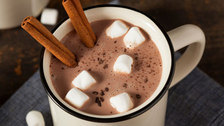 Recetas caseras e innovadoras para preparar chocolate caliente