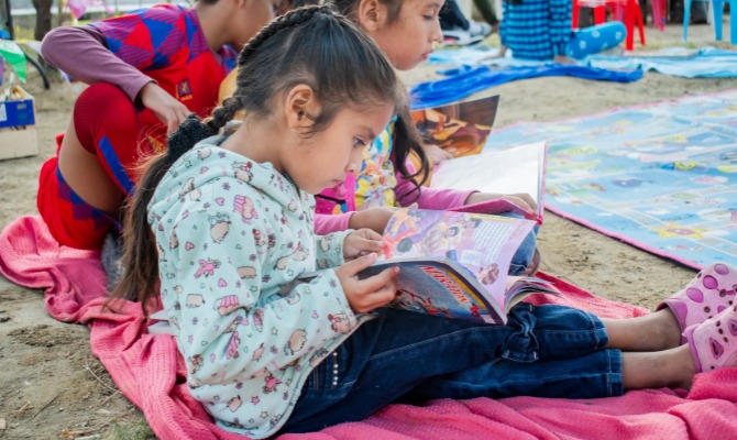 Iluminan Picnic Literario en Urb. Santa Margarita