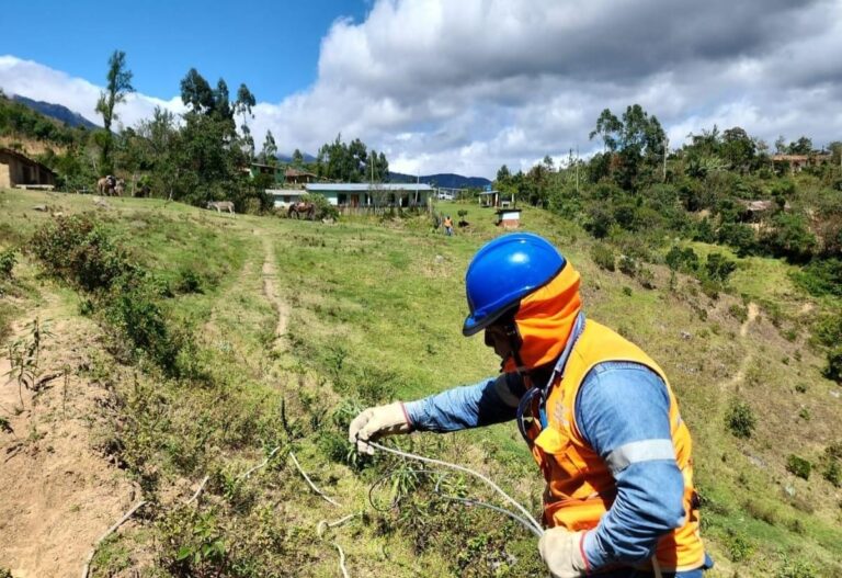 Enosa toma medidas frente a vientos huracanados en algunas zonas de Ayabaca y Huancabamba