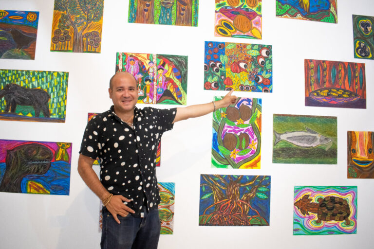 Artista piurano Humberto Saldarriaga presenta su exposición pictórica “Selva fauna flora selva”