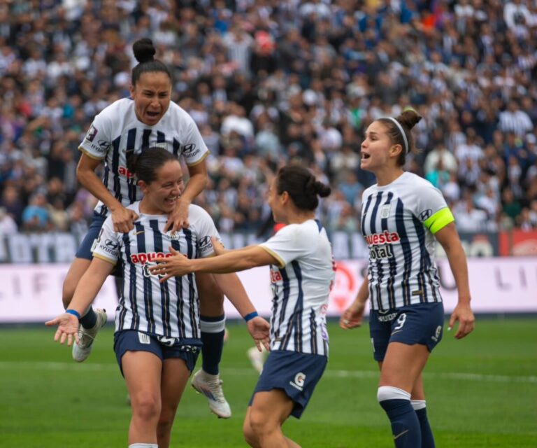 No hubo centenario Alianza Lima se proclamó campeón nacional del fútbol femenino tras vencer a Universitario de Deportes