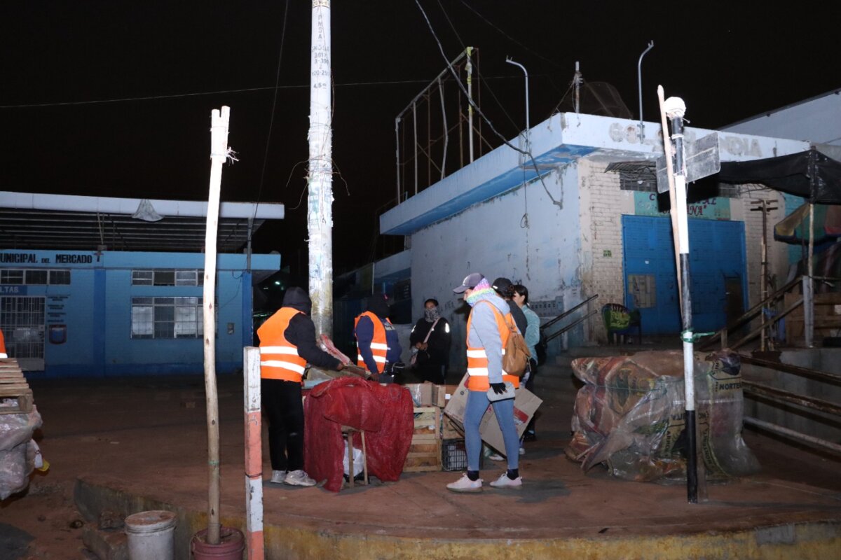 Piura: recuperan 84 parqueaderos en el Complejo de Mercados Piura recuperan 84 parqueaderos del Complejo de Mercados