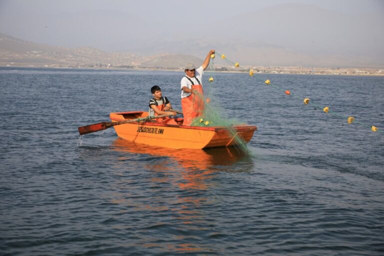 Publican reglamento de la ley que reconoce la pesca tradicional ancestral