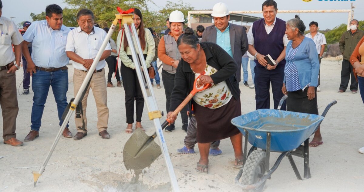 Sechura: colocan la primera piedra del complejo deportivo en el C.P. de Becará Sechura colocan la piedra del complejo deportivo en el C.P. de Becará