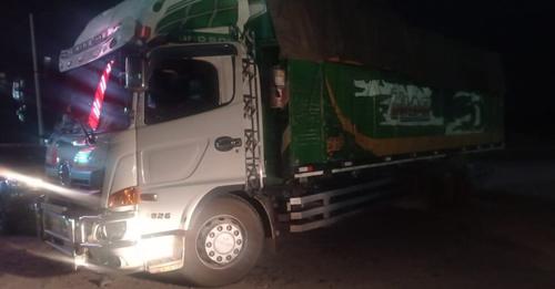 Piura asaltantes roban productos valorizados en S25 mil de camión repartidor