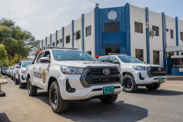 Piura camionetas nuevas de la PNP son destinadas a zonas con altos índices delictivos