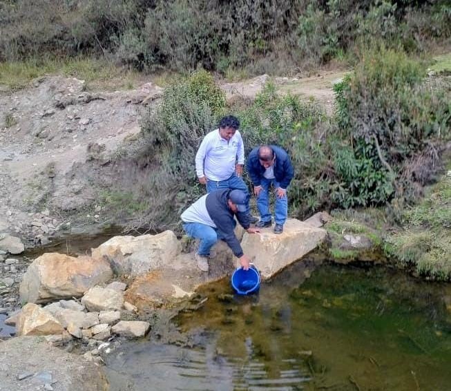 Ayabaca: siembran 10 mil alevines de trucha en el distrito de Frías