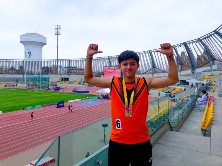 Joven deportista piurano obtiene la medalla de bronce en los 200 metros planos del Campeonato Nacional de Atletismo Sub-18