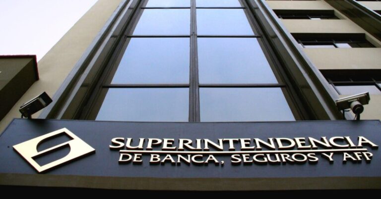 SBS propone que entidades financieras ofrezcan créditos con y sin seguro de desgravamen