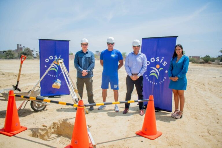 Oasis Country Club inicia su construcción con la colocación de la primera piedra