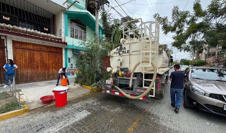 Piura Aumentan a 21 las cisternas para reforzar el abastecimiento ante el déficit hídrico