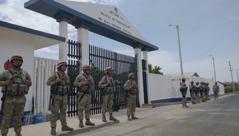 Piura Ejército y Policía Nacional protegen las plantas de agua y los canales para asegurar abastecimiento