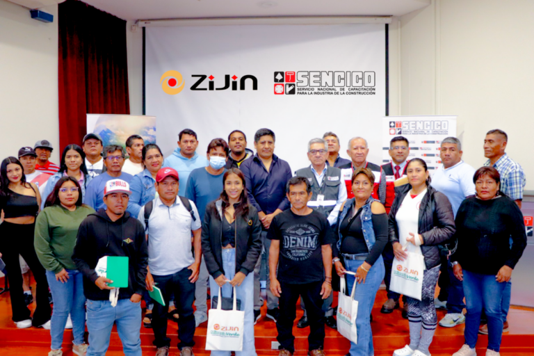 Sencico y Zijin - Río Blanco capacitan en seguridad laboral a trabajadores de construcción civil en Piura