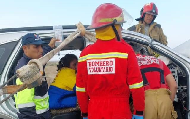 Talara accidente en puente La Débora deja a una mujer gravemente herida