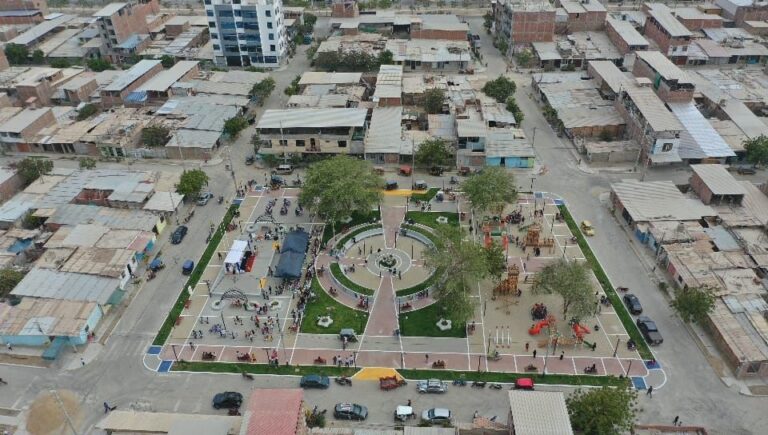 Inauguran nueva plaza en UPIS Villa Jardín de VDO