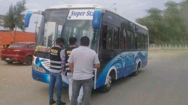 Presuntos extorsionadores disparan contra bus de la empresa de transporte Súper Star